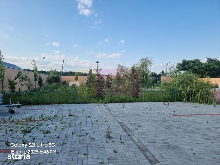 Casă cu 10 camere cu Teren 6000 Mp în Bulbucata