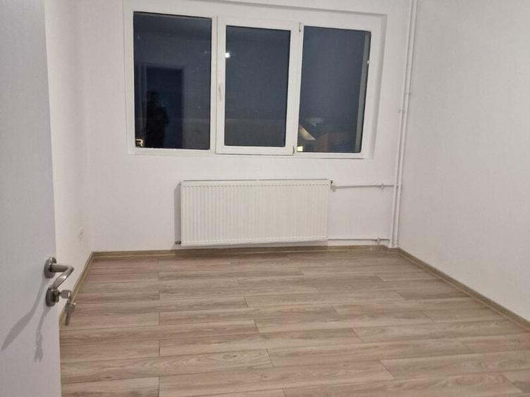 Apartament cu 2 camere semidecomandat în Baba Novac — fotografia 3