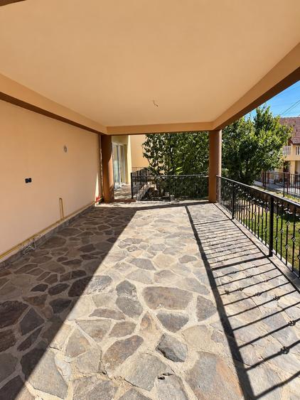 Casă individuală cu 5 camere cu Teren 264 Mp în Ultracentral