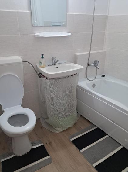 Proprietar, inchiriez apartament cu o camera - 5
