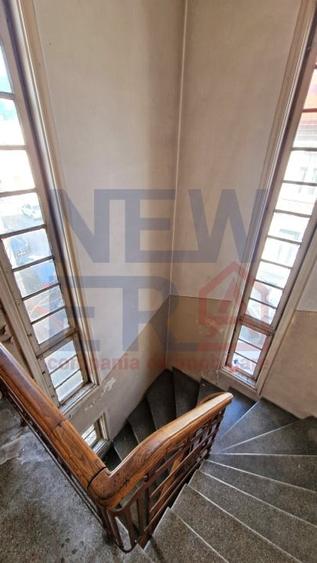 Casă individuală cu 15 camere cu Canalizare în Unirii
