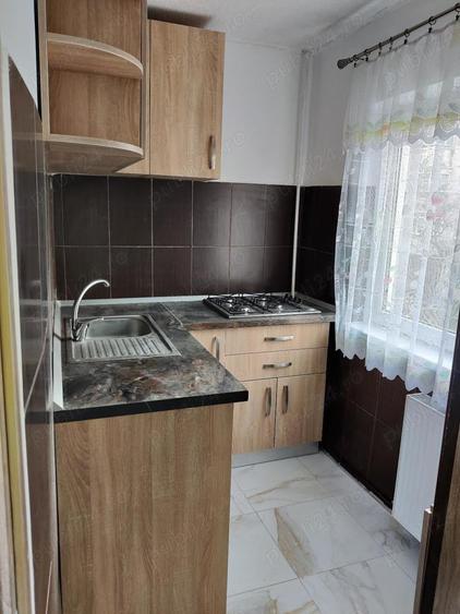 Garsonieră semidecomandată în Peneș Curcanul