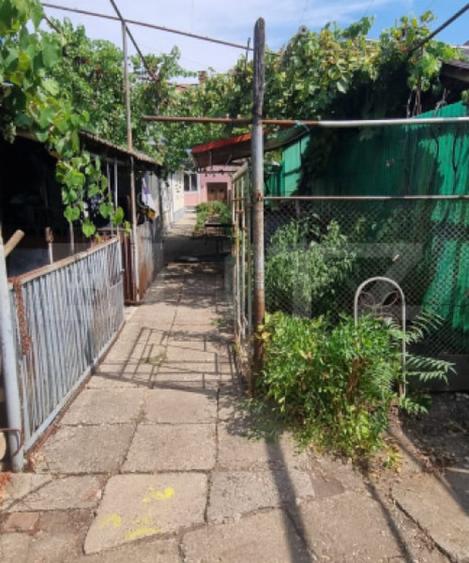 Casa cu 2 corpuri Ideala pentru locuit sau investi?ie - 10