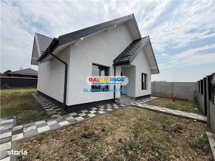 Casă cu 4 camere cu Teren 500 Mp în Domnești