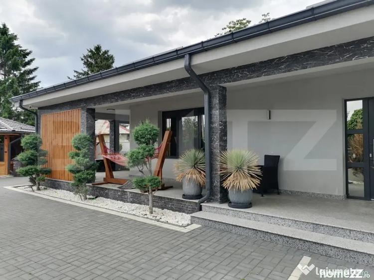 Casă cu 5 camere cu Teren 600 Mp în Valea