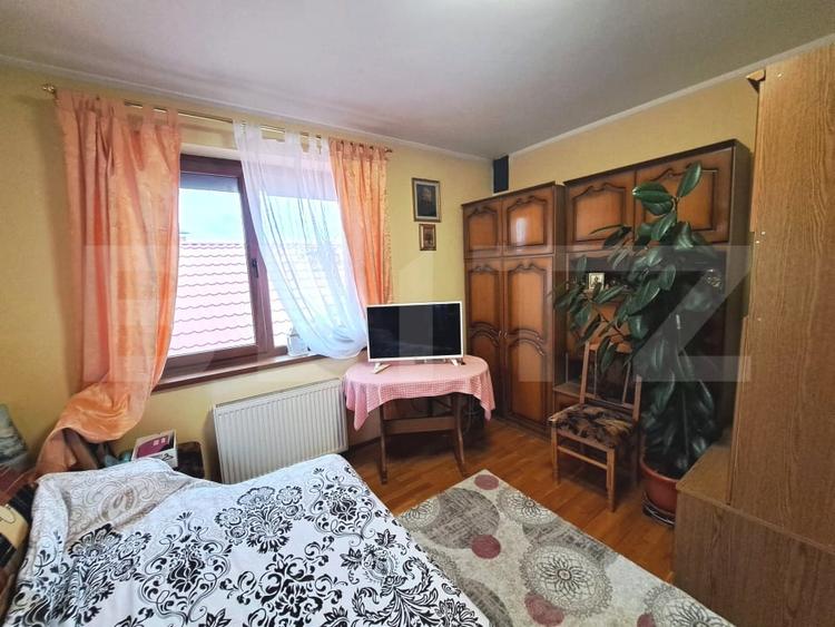 Casă individuală cu 5 camere cu Canalizare în Hărman