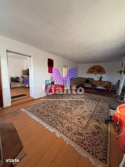 Casă cu 3 camere cu Teren 1800 Mp în Șelimbăr