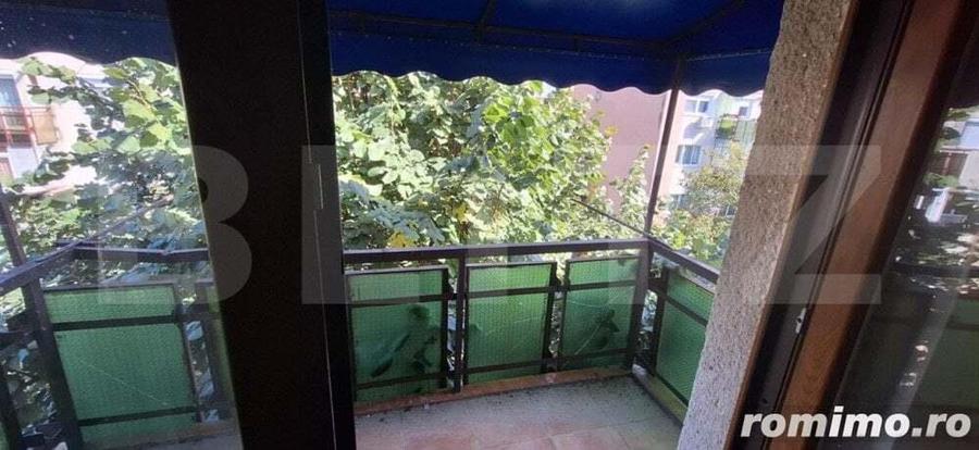 Apartament 2 camere , cu 2 balcoane ?i pivni?a , zona Micro 17 - 8