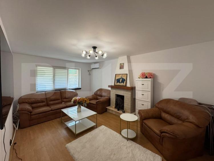 Apartament cu 4 camere decomandat în Sărari