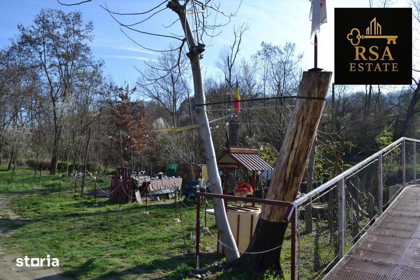 Teren de 2400 mp, în Glăvile
