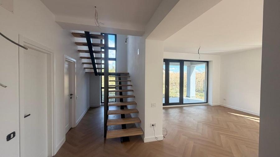 Casă finisată cu vedere la lac, 5 camere și teren de 526 mp – Corbeanca - 4
