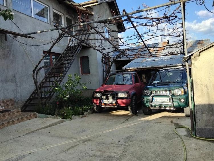 Casă cu 4 camere cu Teren 1200 Mp în Exterior Vest