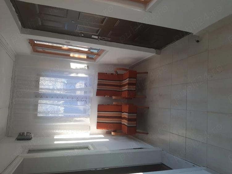 Casă cu 2 camere cu Teren 2000 Mp în Joseni