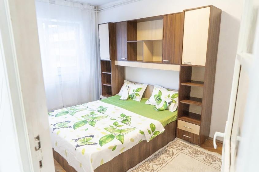 Apartament cu 2 camere, mobilat în Central