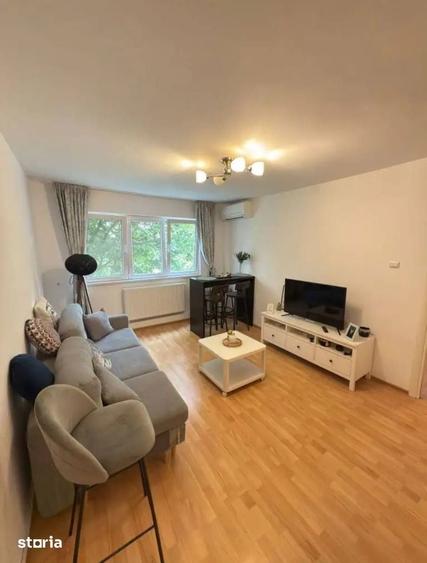Apartament cu 3 camere în Circumvalațiunii