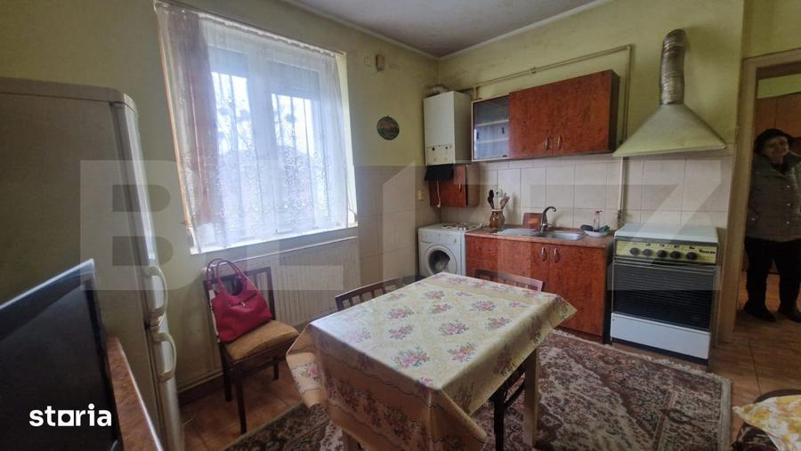 Apartament cu 2 camere decomandat, mobilat în Triaj