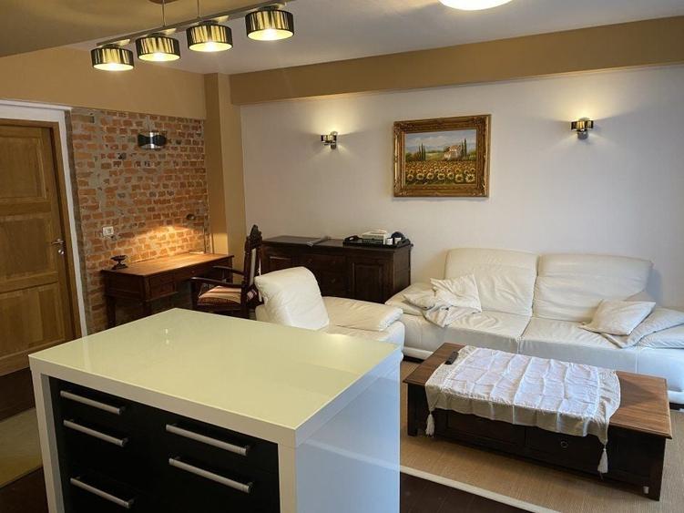 Apartament cu 2 camere semidecomandat în Medicină