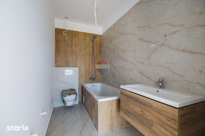 Apartament cu 3 camere în Tractorul