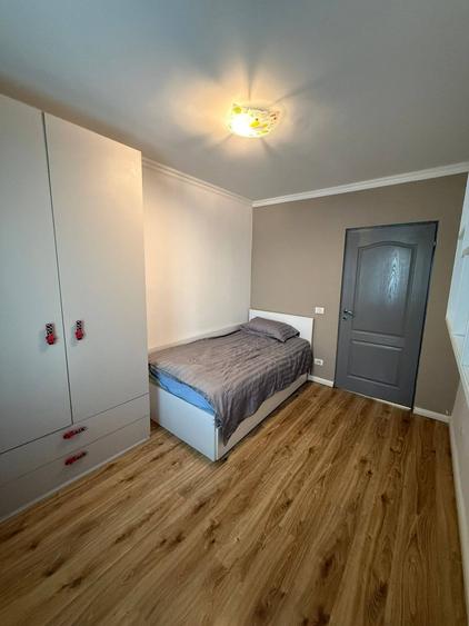 Apartament cu 3 camere decomandat, mobilat în Teiul Doamnei