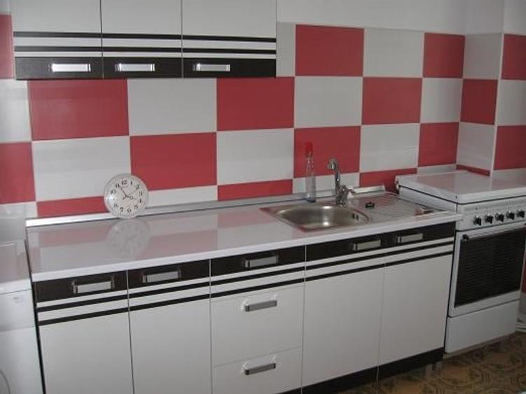 Apartament cu 3 camere decomandat, mobilat în Mărăști