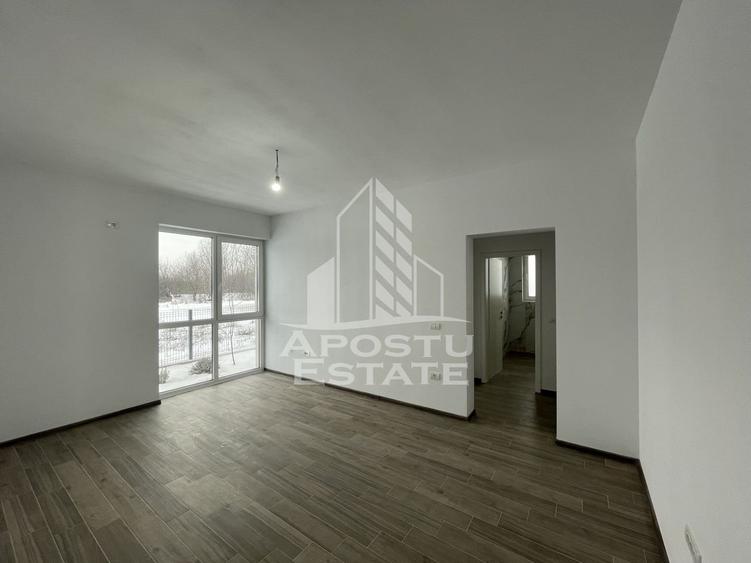 Spațiu comercial, de 51 mp, în Giroc