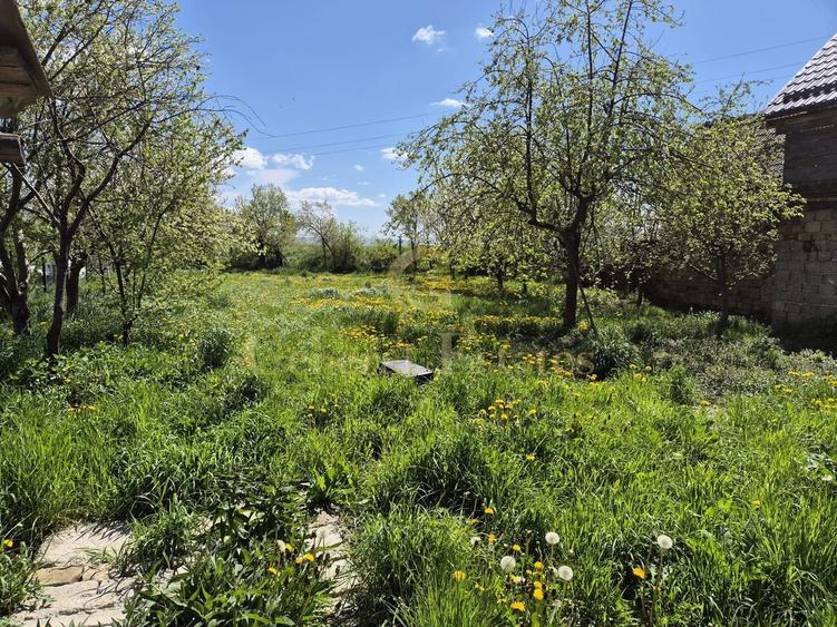 Casă individuală cu 3 camere cu Canalizare în Feldioara