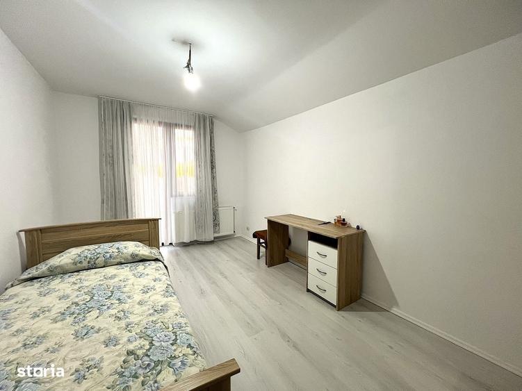 Casă cu 4 camere în Vetiș