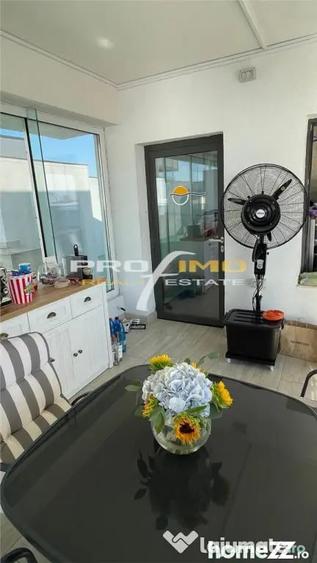 Apartament cu 3 camere decomandat în Mamaia