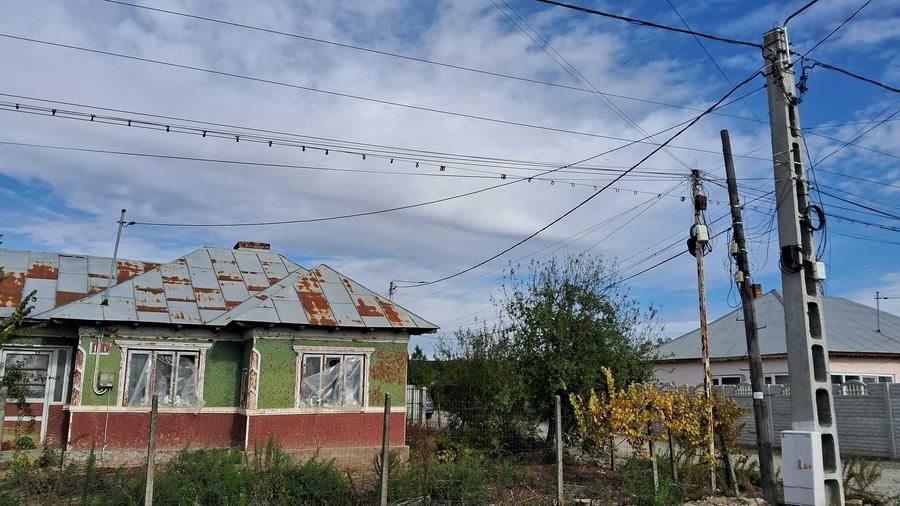 Casă cu 4 camere în Fierbinții de Jos