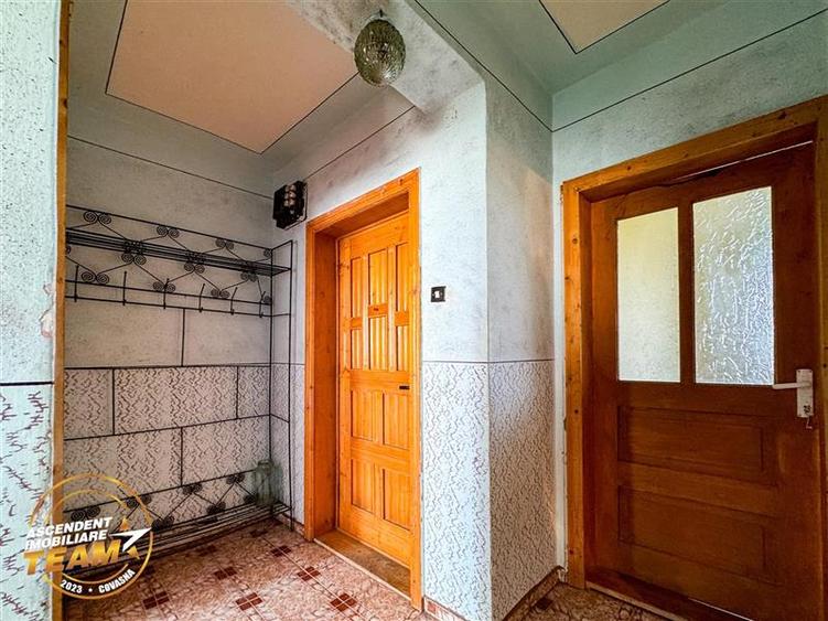 Apartament cu 2 camere decomandat, mobilat în Leț