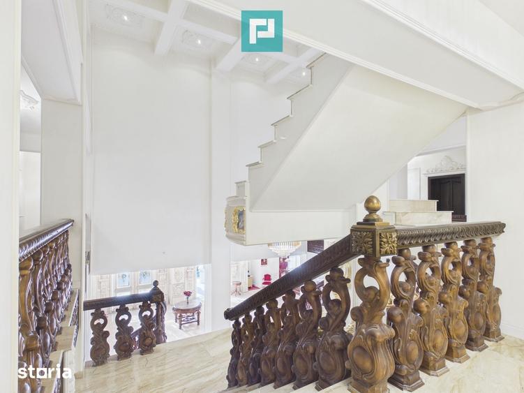 Casă cu Teren 4850 Mp în Central