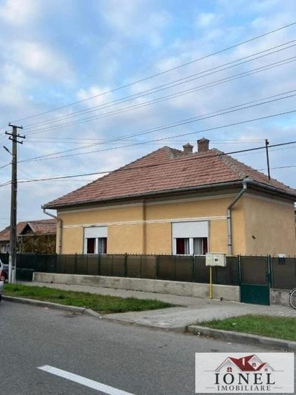 Casă individuală cu 3 camere cu Canalizare în Ocna Mureș