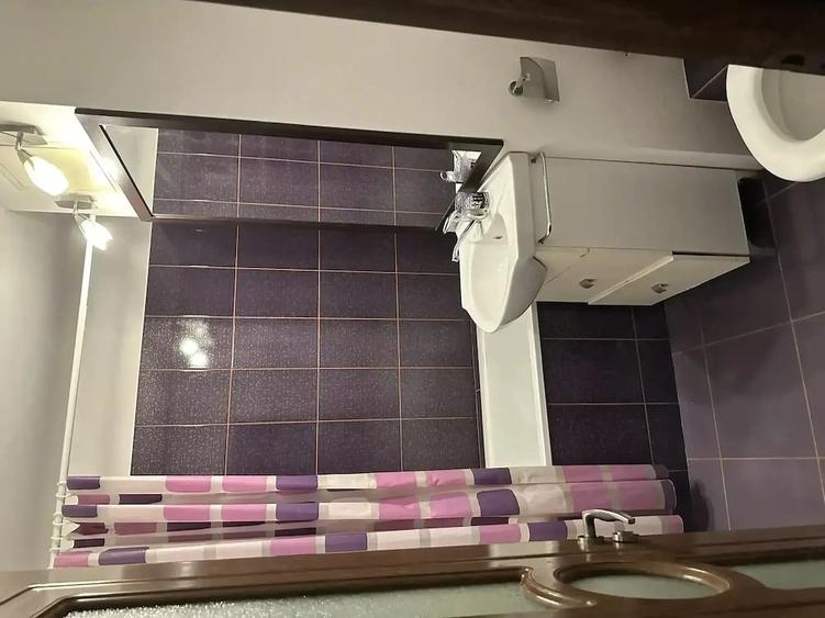 Apartament cu 2 camere decomandat în Steaua