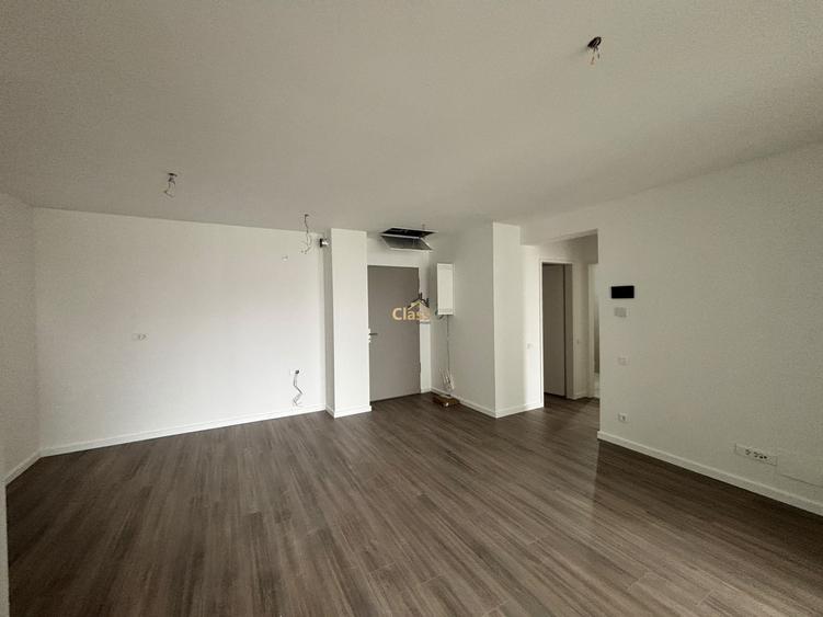 Apartament cu 3 camere semidecomandat în Semicentral
