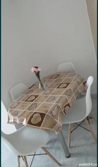 Apartament cu 2 camere decomandat în Republicii