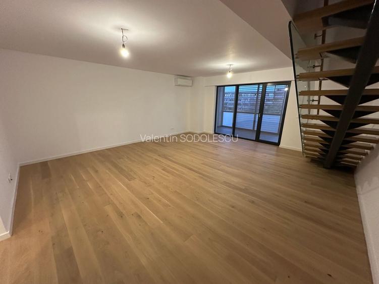 Apartament deosebit pe 2 etaje