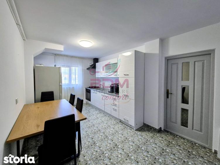 Apartament cu 3 camere decomandat în Micro 1