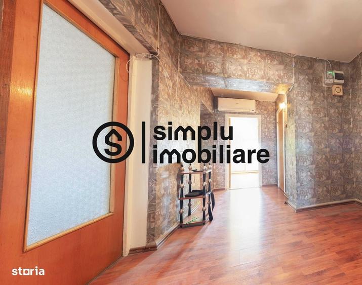 Apartament cu 3 camere decomandat în Calea București