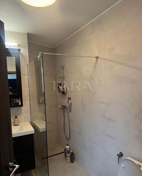 Apartament cu 3 camere semidecomandat, mobilat în Grigorescu