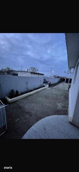 Casă cu 3 camere cu Teren 333 Mp în Central