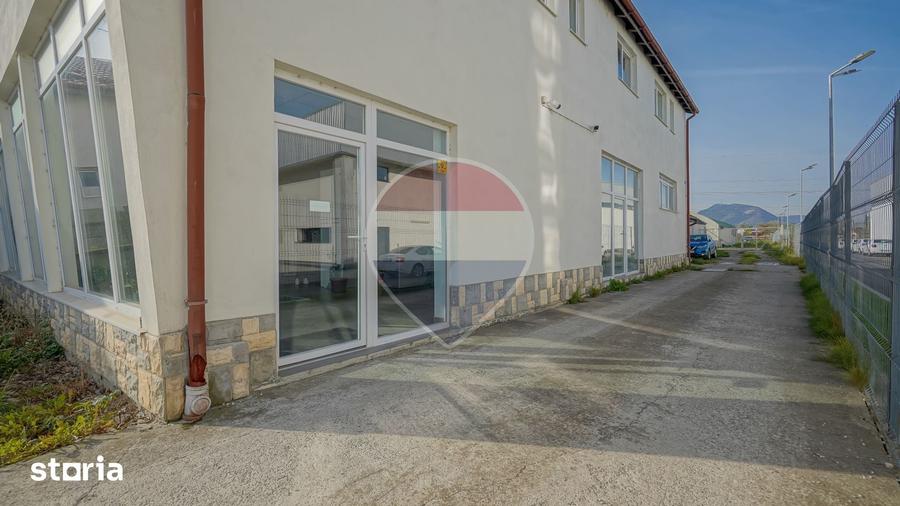 Spațiu comercial, de 370 mp, în Central