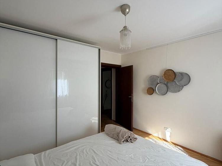 Apartament cu 2 camere semidecomandat în Moșilor