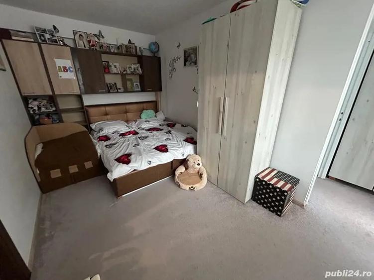 Apartament cu 2 camere semidecomandat în Florești