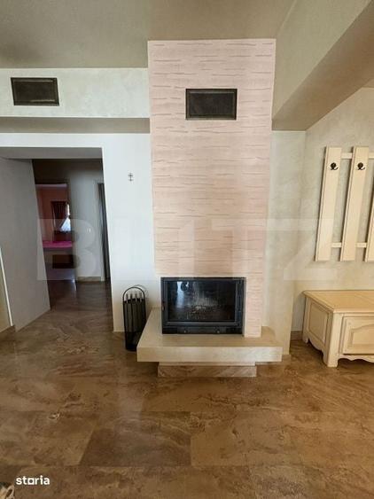 Apartament cu 4 camere în Independenței