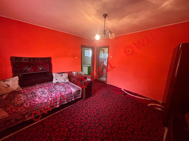 Casă individuală cu 4 camere cu Teren 1149 Mp în Belani