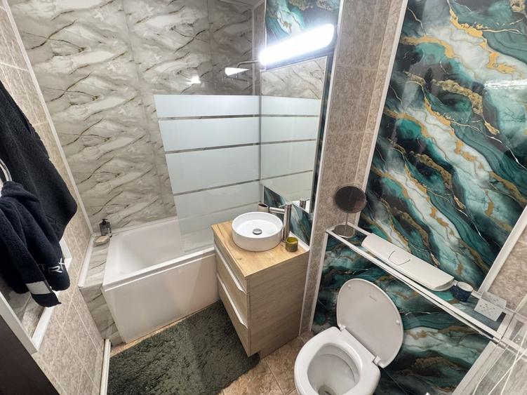 Apartament cu 2 camere decomandat, mobilat în Tomis Nord