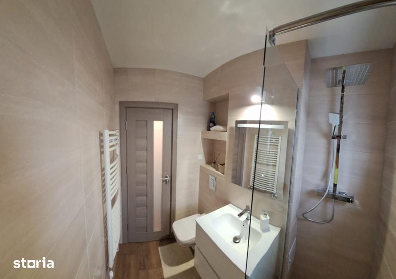 Apartament cu 2 camere, mobilat în Central