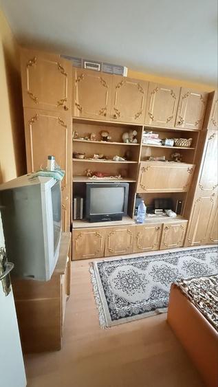 Apartament cu 3 camere decomandat în Independenței