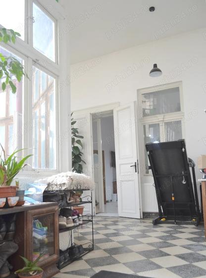 Casă cu 3 camere cu Teren 1477 Mp în Central