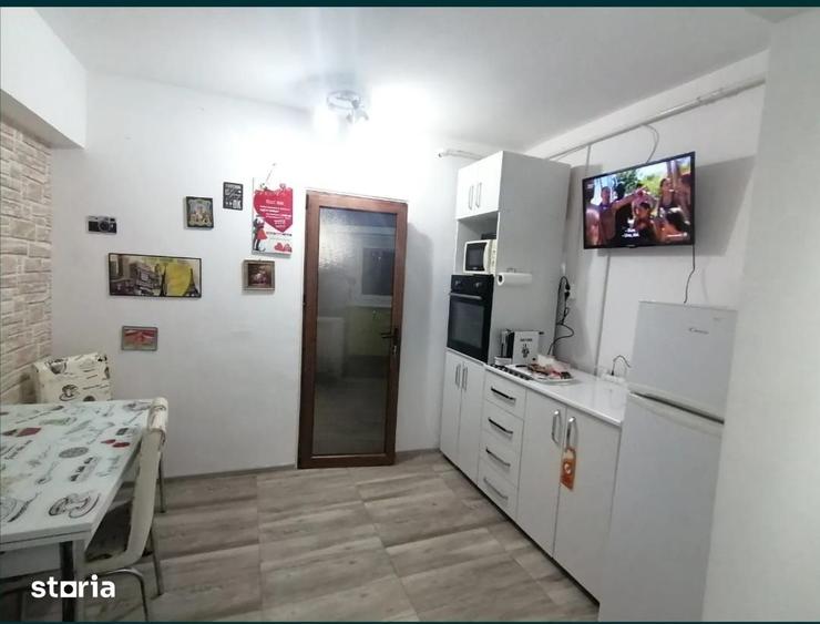 Apartament cu 2 camere decomandat în Micro 3